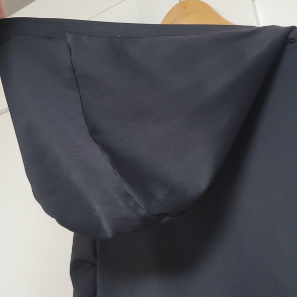 Frank Lyman Hoodie Activewear Style (M) - Picture 6 of 8